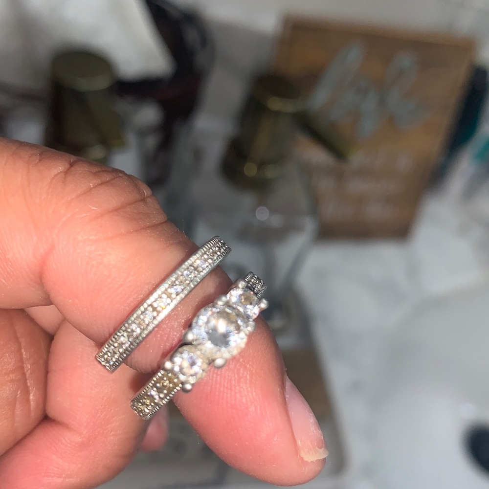 Engagement ring 💍 size 7 (925 silver ) missing stone